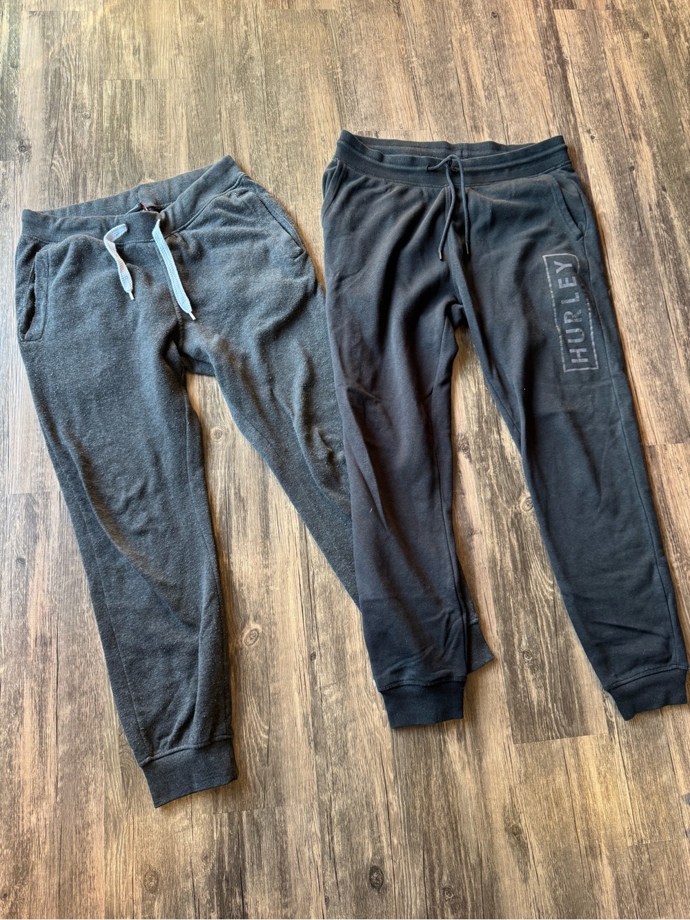 2 Pairs of Sweatpants Joggers (Hurley & SP Active)